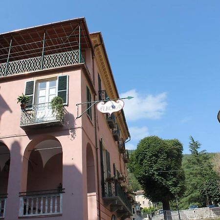 Albergo Dell'Angelo Pieve di Teco Екстериор снимка